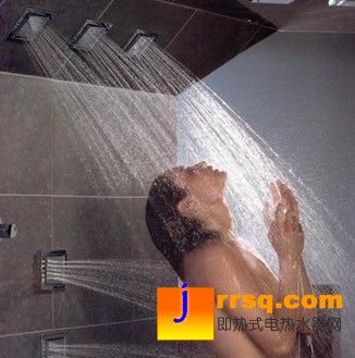 格林姆斯根據(jù)中國(guó)南北氣候差異研發(fā)的速熱式電熱水器