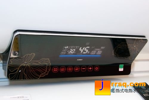 美的熱水器F50-30D3售2299元 視覺(jué)享受