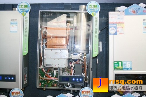 燃?xì)鉂q價(jià)也不怕 萬家樂熱水器內(nèi)部曝光