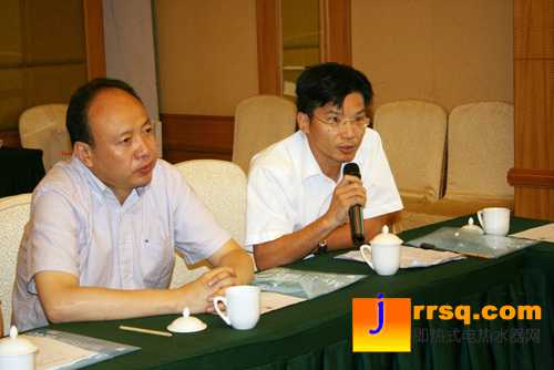 奧特朗馮?。弘p模電熱水器利民標(biāo)準(zhǔn)