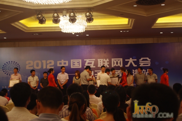 通過網(wǎng)絡營銷接觸點 即熱式企業(yè)打動潛在消費者