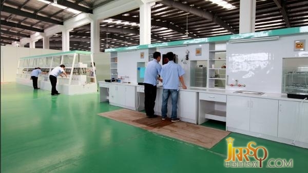 斯貝斯即熱式電熱水器 品牌即熱式電熱水器www.0523118114.cn
