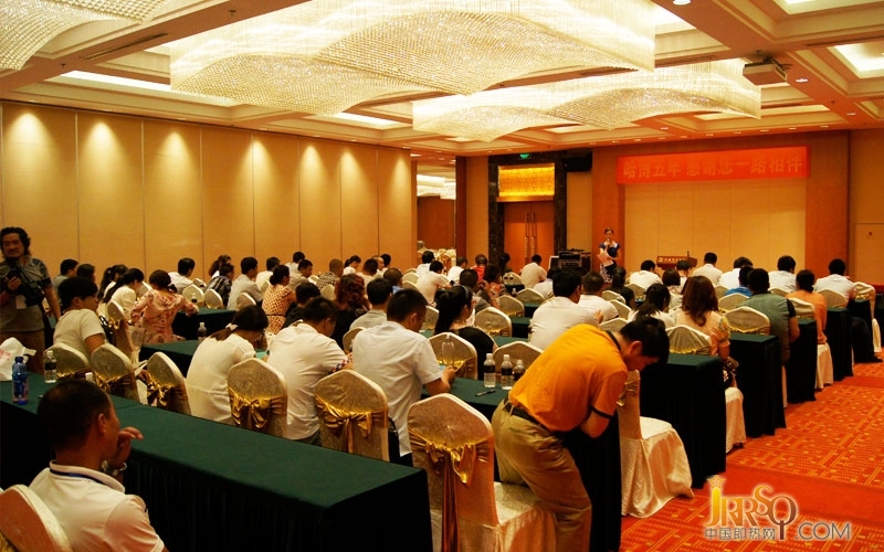 即熱式電熱水器企業(yè)微信營(yíng)銷(xiāo) 還需巧借他人之力