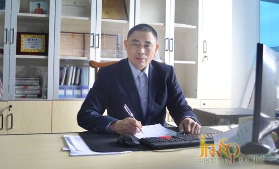比克周衛(wèi)紅 中國(guó)制造 沒有品牌那就只有一死