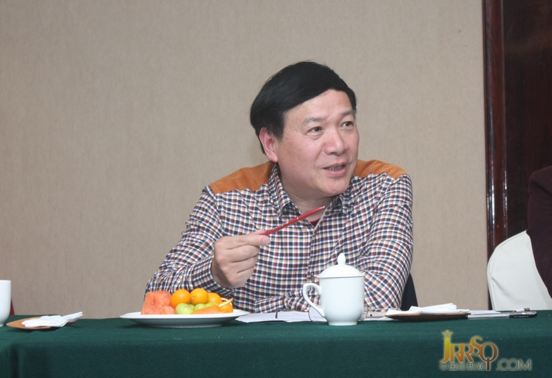 行業(yè)協(xié)會(huì)王顧問(wèn)對(duì)本次會(huì)議提出了一些問(wèn)題和建議