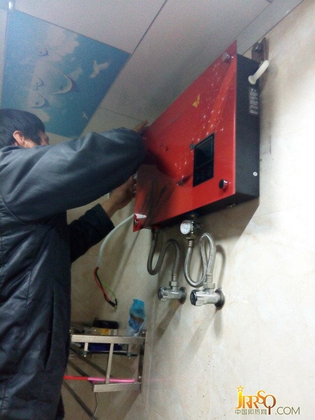 光說不練假把式 服務(wù)細節(jié)在落實