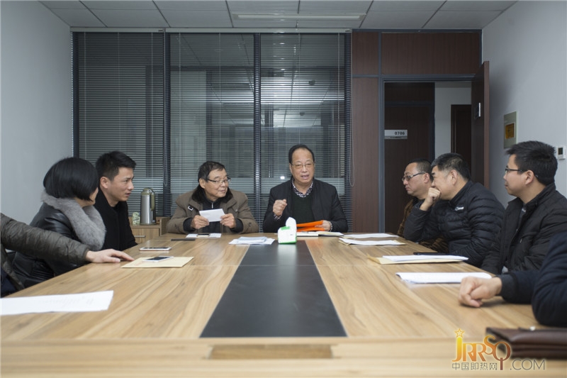 長興縣即熱式電熱水器行業(yè)協(xié)會(huì)第二屆第三次全體會(huì)議成功召開
