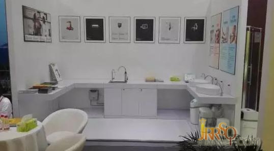 奧特朗首次亮相上海衛(wèi)廚展，電熱龍頭掀“龍頭革命”