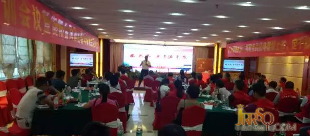 精誠合作，攜手共進 | 2017年皮阿諾電熱水器 “乘上市、定千鎮(zhèn)千店”培訓會圓滿結束！