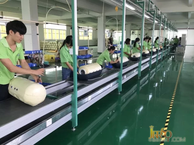 一起走進皮阿諾熱水器實驗中心，見證高品質(zhì)熱水器是如何煉成的